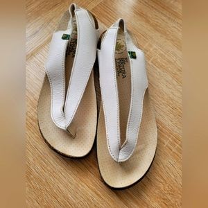 El Naturalista white sandals